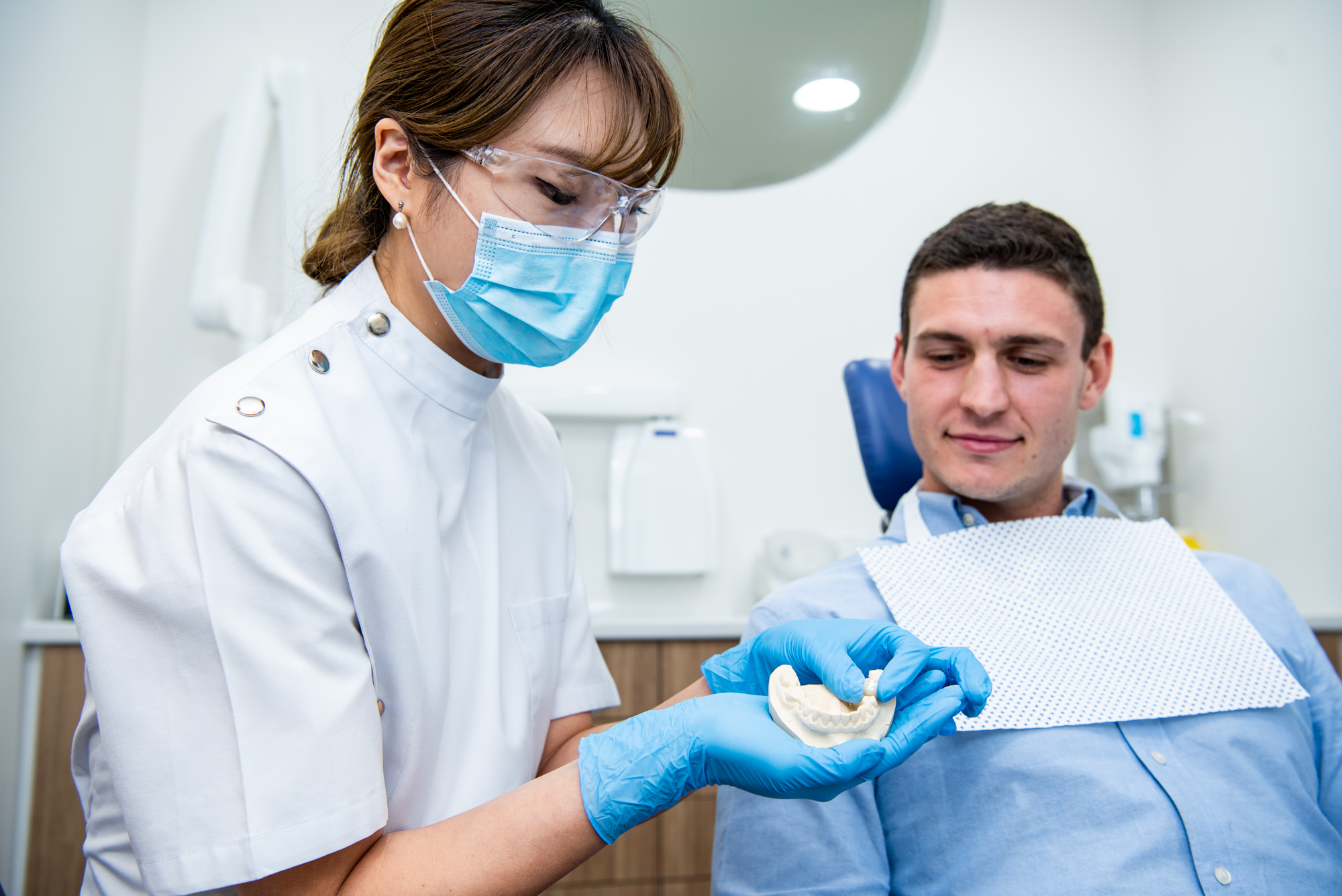 How to Choose the Best Cosmetic Dentist in Brisbane 3
